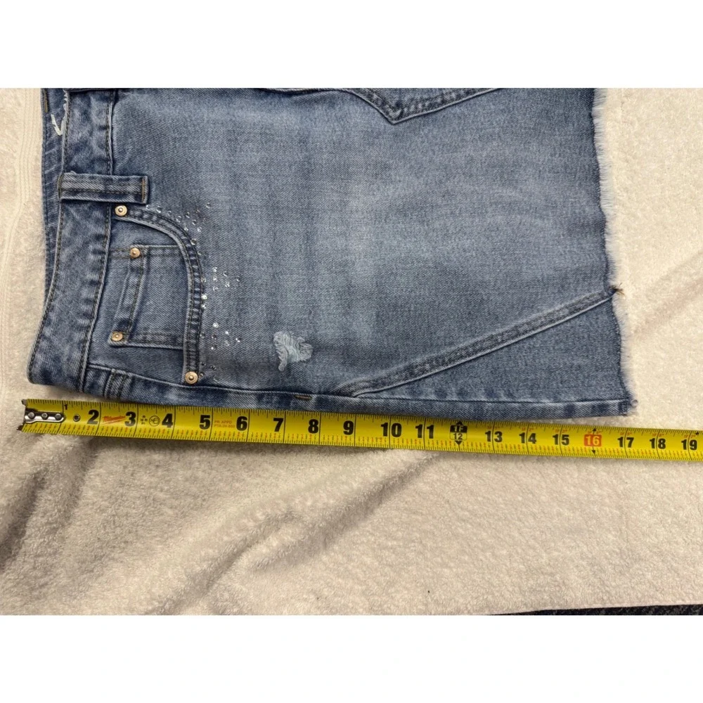 Seven7 Womens Blue Denim Mini Skirt Rhinestone Distressed Raw Hem Size 12 - Picture 7 of 9